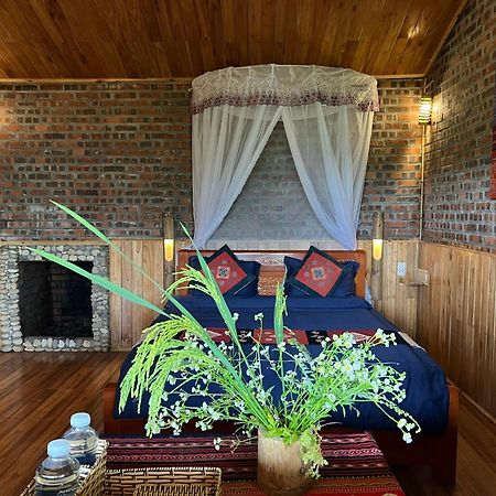 Sapa Hmong Bungalow Homestay Экстерьер фото